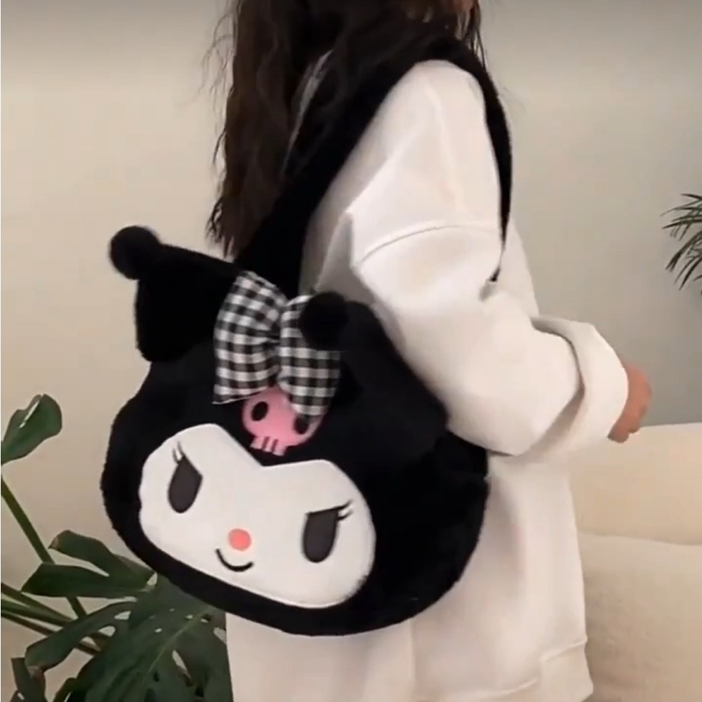 Kuromi purse New with keychain.
